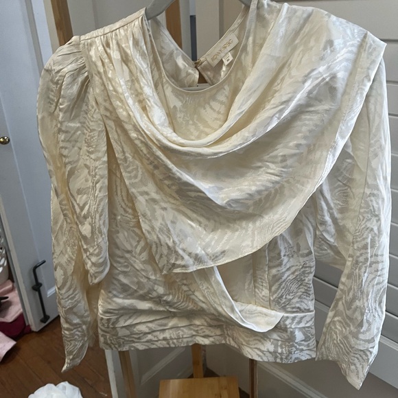 Ronny Kobo Silk open back top. Stunning. NWOT Size M - Picture 5 of 9